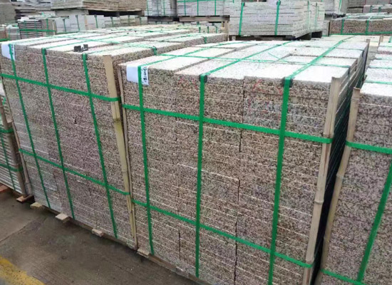生態(tài)地鋪，用優(yōu)質(zhì)選料和精湛工藝呈現自然紋理之美(圖2)