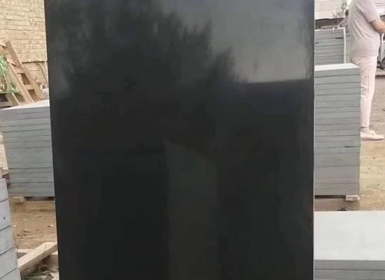 質(zhì)優(yōu)價(jià)格實(shí)惠，仿石材PC磚全方位呈現多面體結構(圖2)