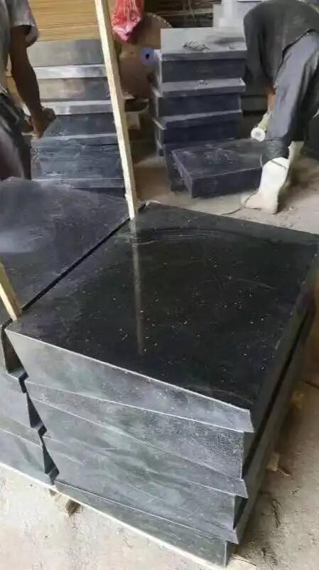 墓碑石材價(jià)格與加工工藝的關(guān)系