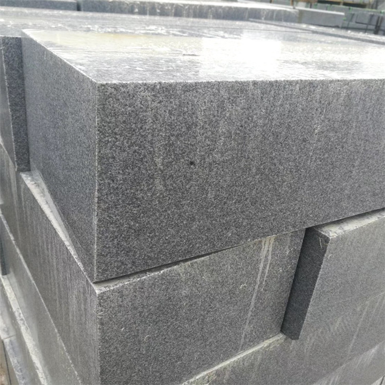 石材掛件質(zhì)量的重要性與如何判斷大理石掛件質(zhì)量
