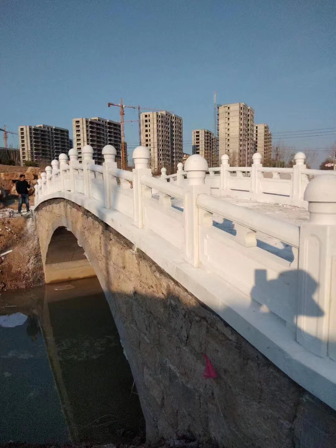 園林景區戶(hù)外欄桿和橋欄桿七大常用材料(圖3)